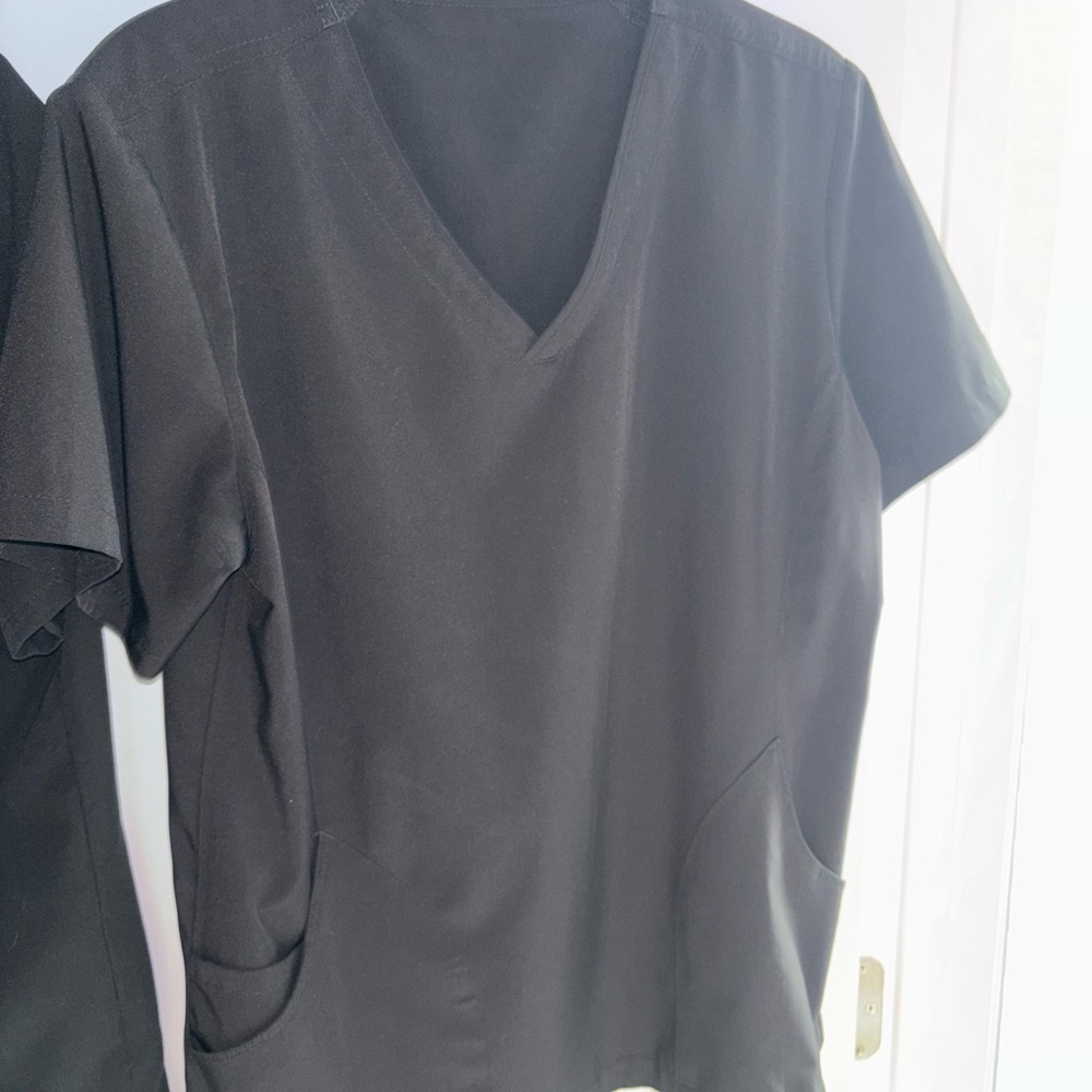 Black V-Neck Scrub Top